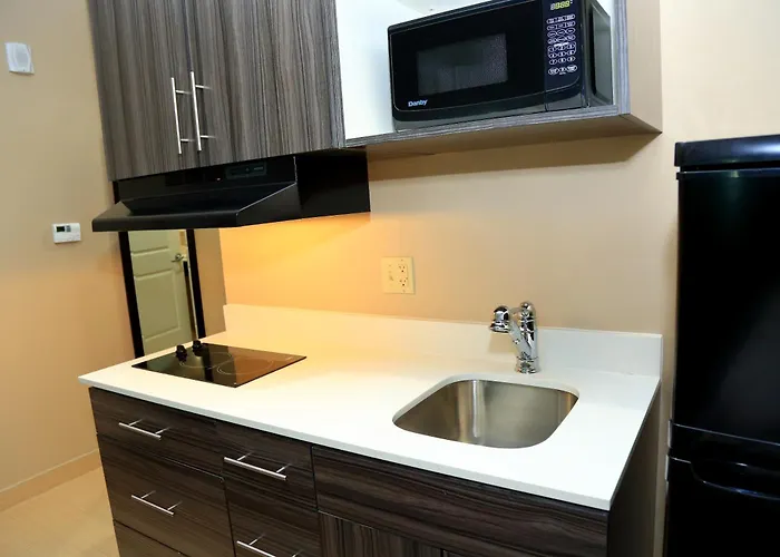 Americas Best Value Inn & Suites-Prairieville