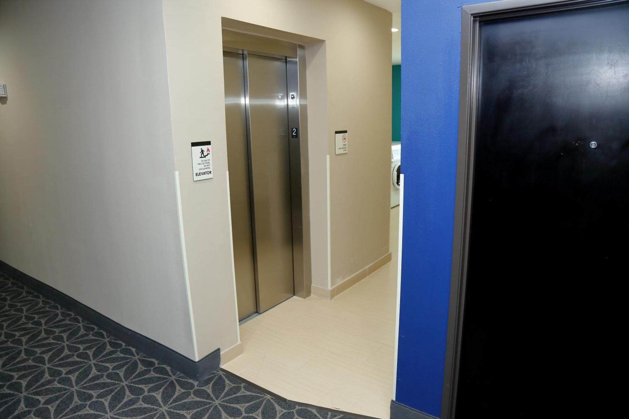 Americas Value & Suites-prairieville Hotel